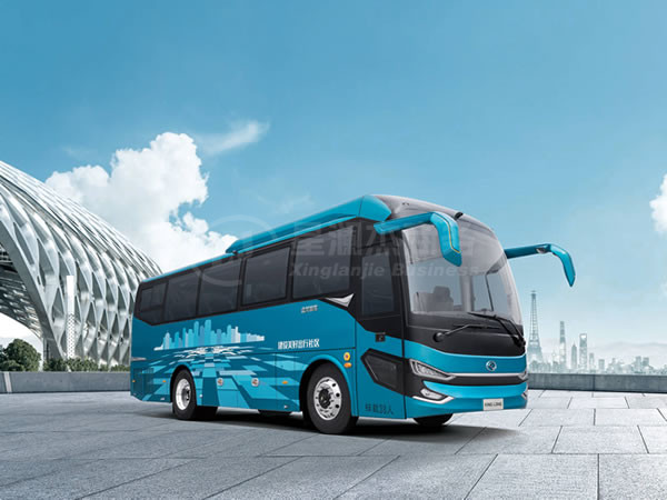 綿陽(yáng)金龍客車45座汽車出租